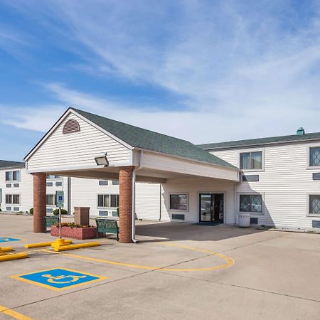 Hotel Baymont By Wyndham Decatur Exterior foto